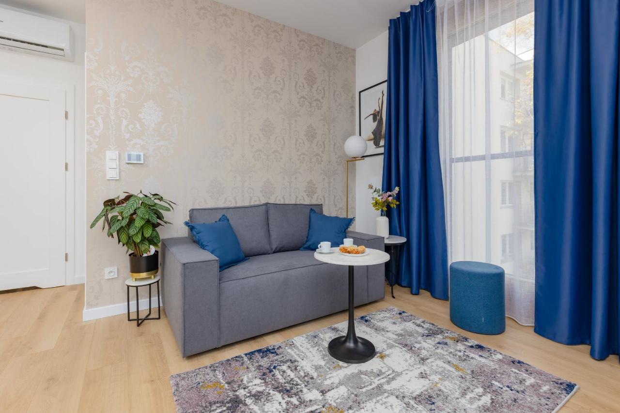 Warszawa Srodmiescie Bonifraterska Apartments By Noclegi Renters Eksteriør billede