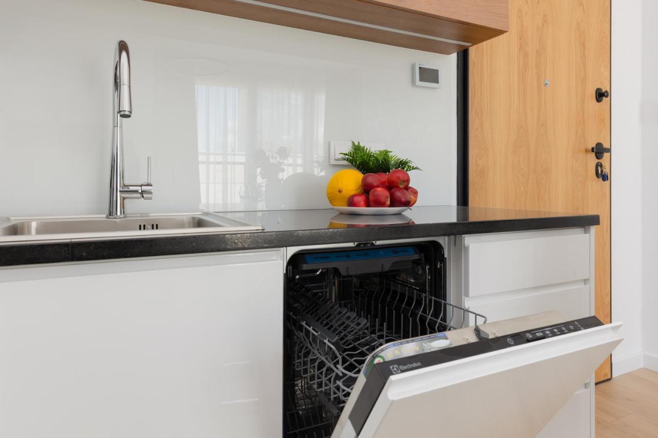 Warszawa Srodmiescie Bonifraterska Apartments By Noclegi Renters Eksteriør billede